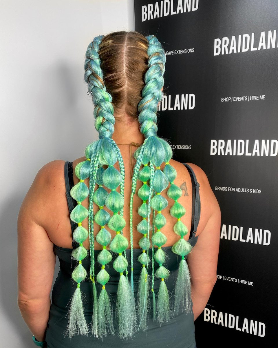 AURUM24's tweet photo. Location: Grandholm, Aberdeen, UK
Prices &amp; booking
Service: Customised boxer braids
Colour: Tiana https://t.co/Z2nXXhBgCY