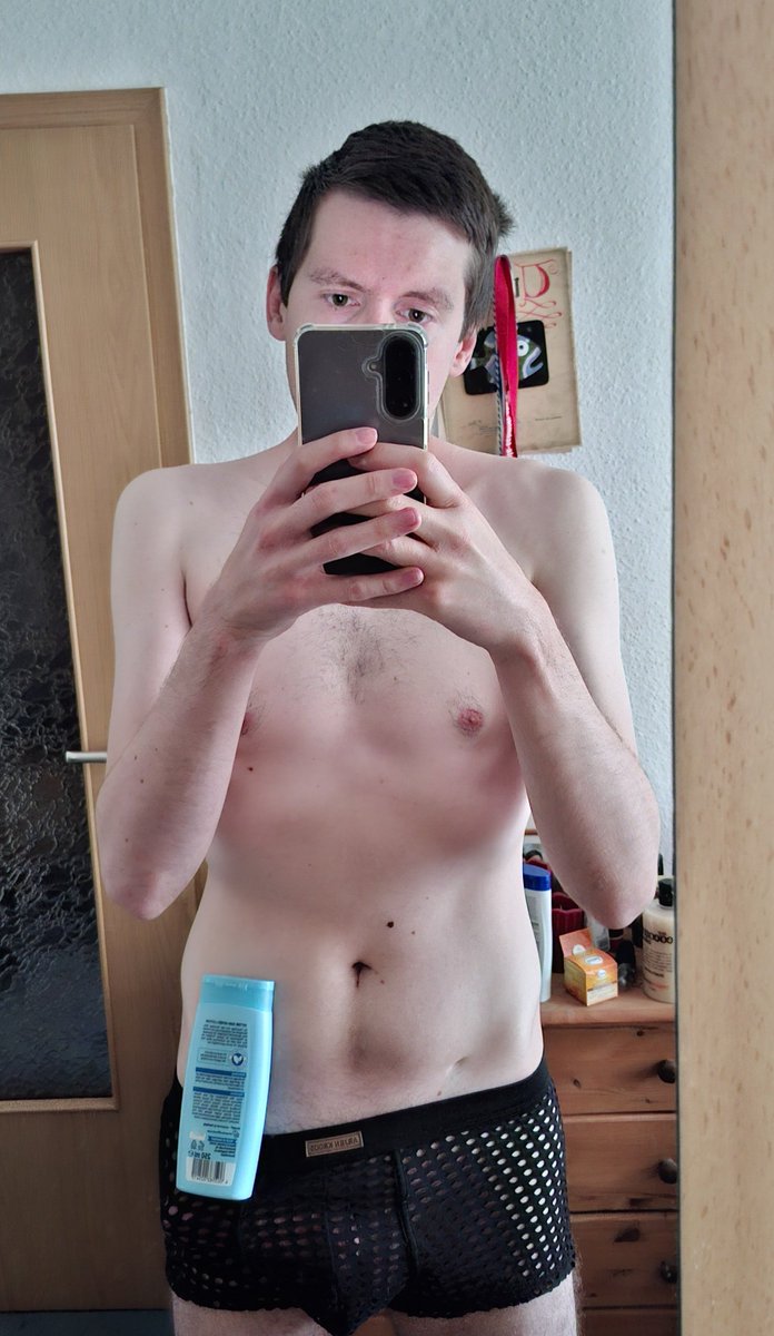 _Steve_25's tweet photo. Guten Morgen 🤗🫂☀️
Hab einfach mal diesen Trend ausprobiert. 🤭

Wünsche euch einen wunderschönen Tag, passt auf euch auf und bleibt immer standhaft, egal was auch kommt. 💪🏻🍀🥰🫂 https://t.co/9LZcbRUmnX