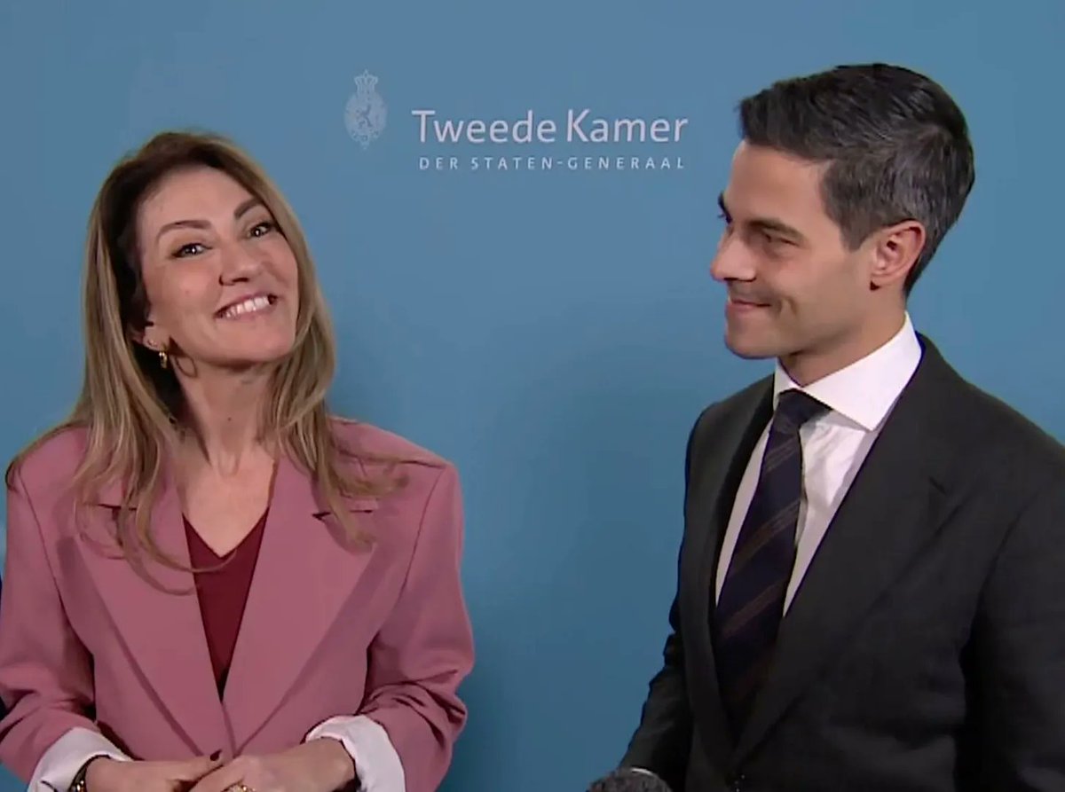 jndkgrf's tweet photo. Nieuw ‘Briefje van Jan’ - aan Dilan Yesilgöz
“Beste Dilan,
Zomaar wat representatieve reacties op jouw Twitter-bericht waarin je schreef welke tópdeals de VVD heeft gesloten...”
https://t.co/jMW0zSIiiY https://t.co/my4wgv0JpN