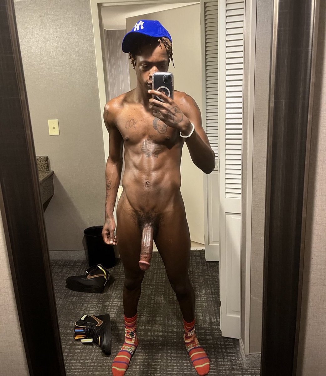 wrldofsunny's tweet photo. Which Attachment You Want To Your Phone Baby ?? 🥵❤️ https://t.co/Hkhh4vr4E2
