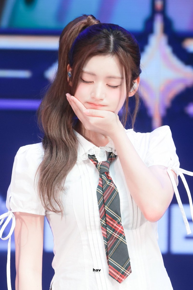 _070315's tweet photo. 260930

#FIFTYFIFTY #피프티피프티 #ATHENA #아테나 #내새꾸💗 https://t.co/jROgLkjDk1