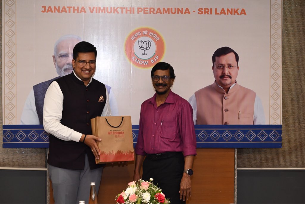 overseas_bjp's tweet photo. The delegation also interacted with Shri Siddharth Yadav, Media Co-Convenor, BJP, & was briefed on the organisational structure & working mechanisms of the Party’s media team. @SidharthYadavIN 
The interaction covered coordination with media organisations, regular engagement with senior Party leadership, organisation of press conferences, deployment of spokespersons & continuous monitoring of emerging media narratives.
The exchange offered an opportunity to share experiences on media coordination, communication mechanisms and approaches to responding to emerging news narratives. 
@vijai63 @BJP4India