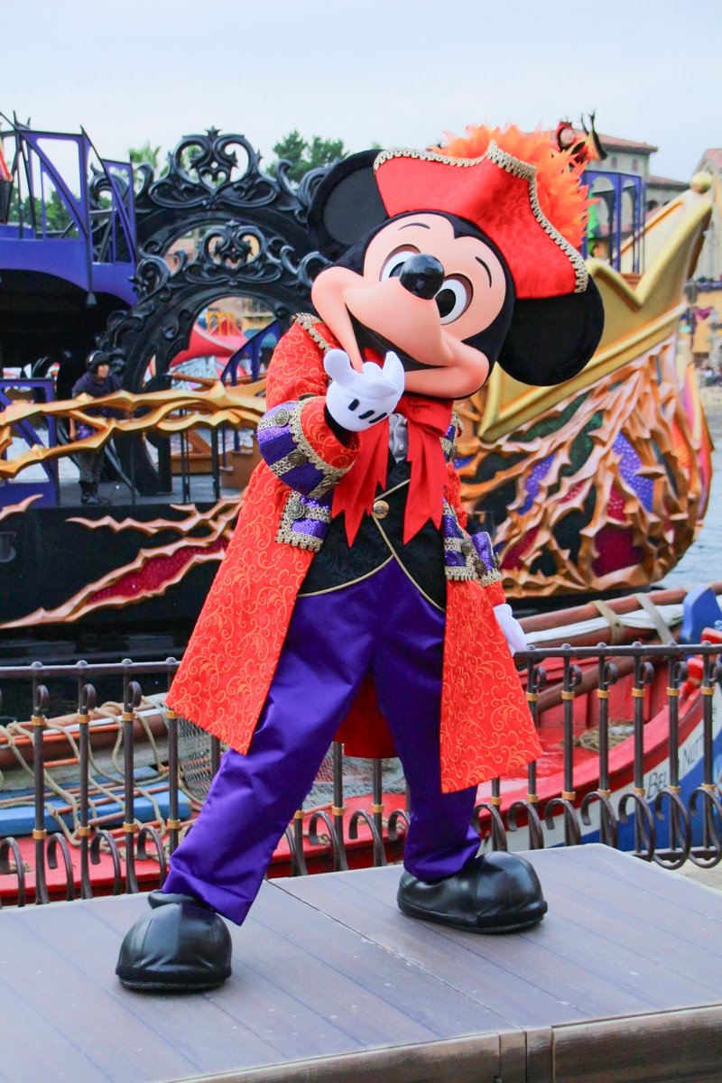 aaaaa_mi_s2's tweet photo. ハロウィン👻🎃
今年も行けなそう🥹🥹🥹 https://t.co/g7QIoV4Ni3