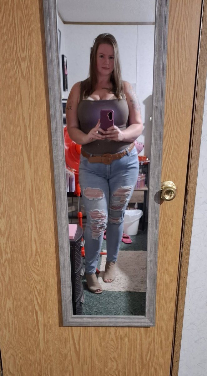 sheena85xo's tweet photo. #selfie #follow #bbw #beauty https://t.co/fRUg4EJQ7q