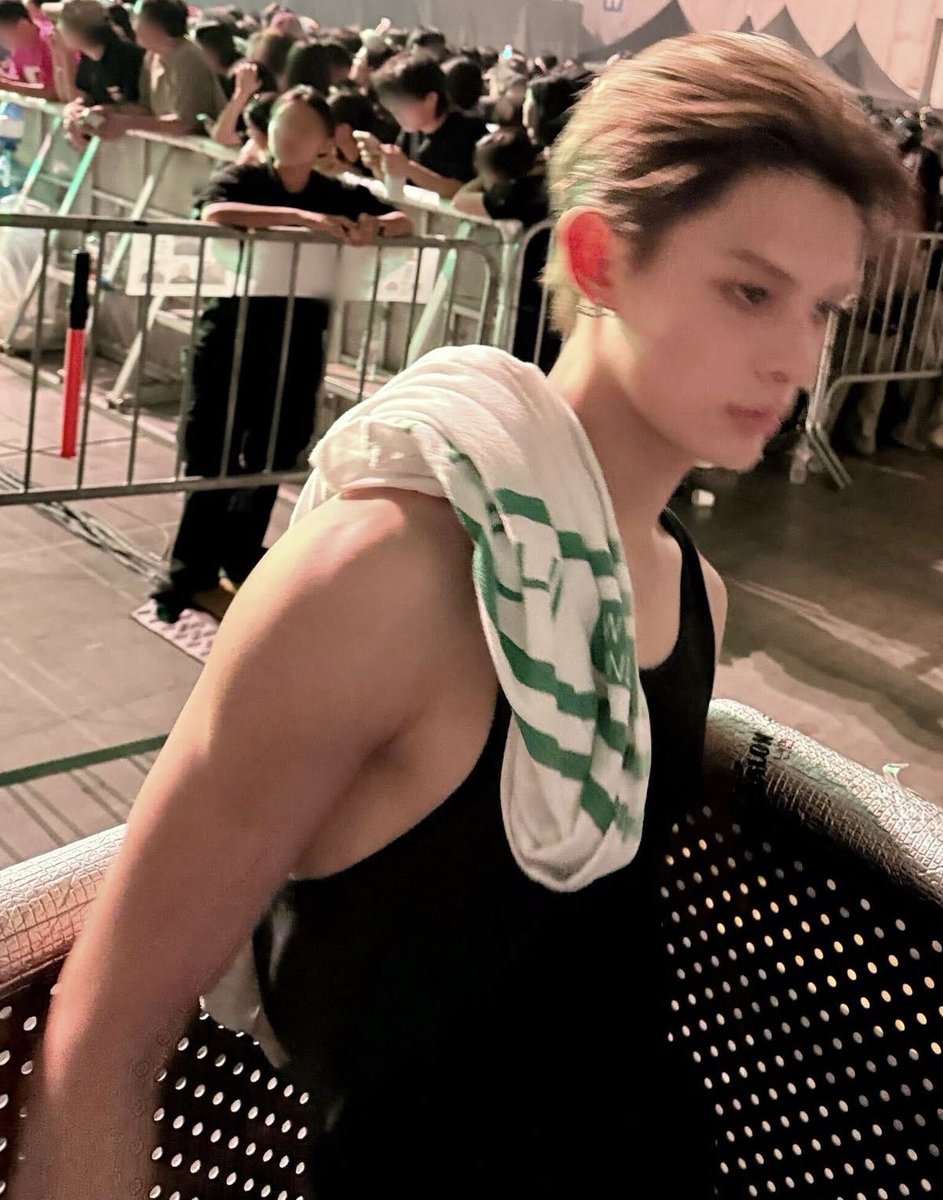 chaoyufm's tweet photo. oh i think about this james a lot https://t.co/ML741M3mFr