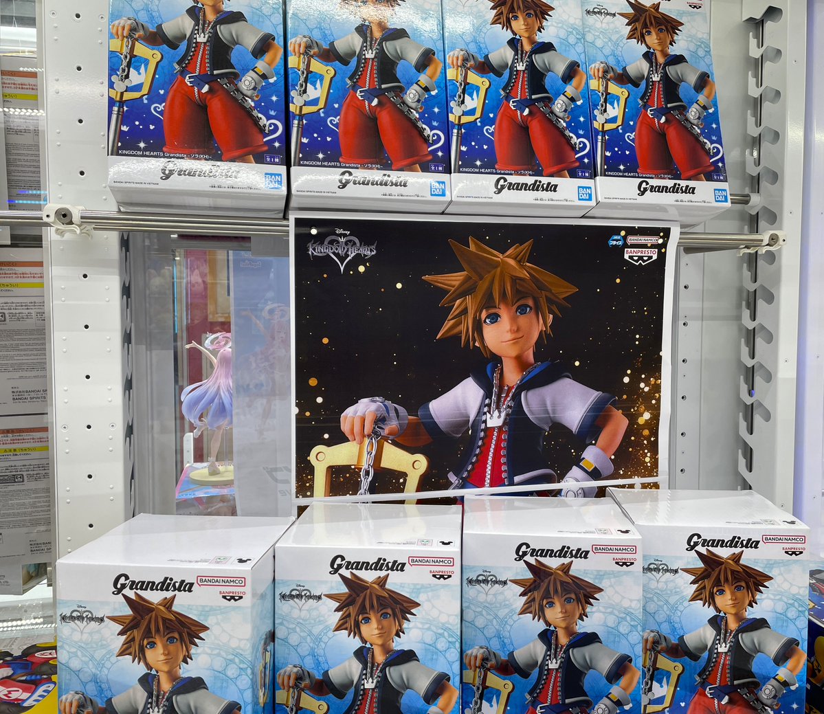 GiGO_kashima's tweet photo. 【プライズ情報】 
『ＫＩＮＧＤＯＭ　ＨＥＡＲＴＳ　Ｇｒａｎｄｉｓｔａ－ソラ（ＫＨ）－』   
本日、入荷いたしました！    
ご来店お待ちしております！！     
#GiGOショッピングセンターチェリオ鹿嶋 https://t.co/brLkGQJgNK