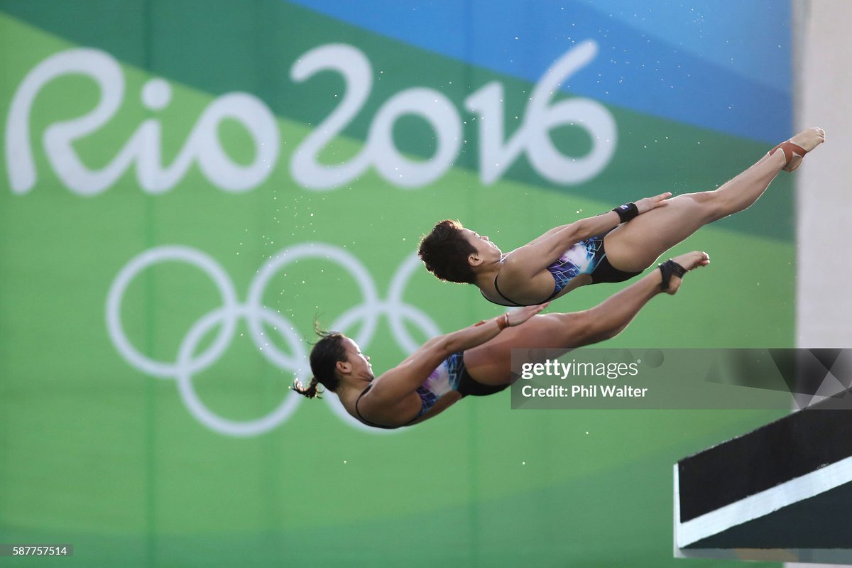 LendasOlimpicas's tweet photo. Jun Hoong Cheong & Pandelela Rinong, Malásia 🇲🇾.
Vice Campeãs.
Saltos Ornamentais. Plataforma 10m sincronizada, feminino.
Jogos Olímpicos de Verão, Rio de Janeiro 2016 🇧🇷.
#cheong #rinong #malaysia #rio2016 #olympics #legends #diving #silver #riodejaneiro #olympicgames #mas https://t.co/FHC9xtDtze