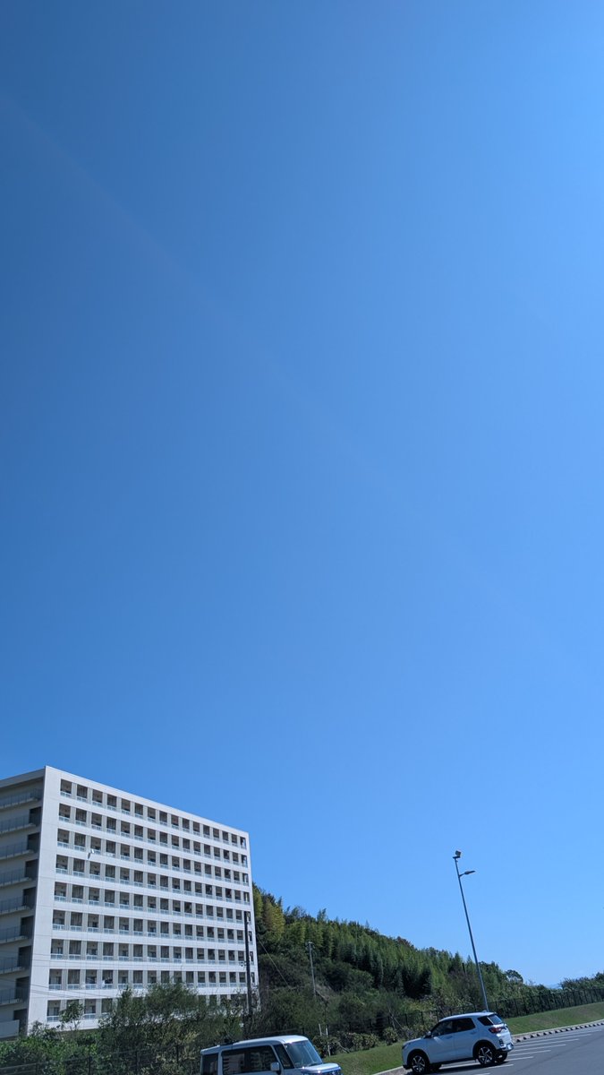 thune0425gmail1's tweet photo. 今日は快晴〜笑
#岩国市
#天気
#快晴 https://t.co/fC6jHF0tTo