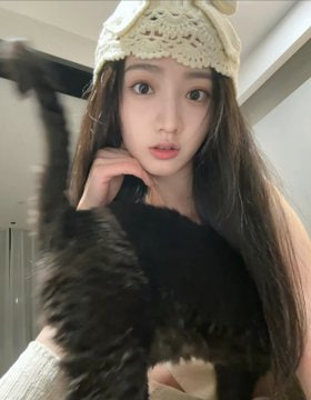 maurix_francis's tweet photo. 上供 第一次玩x  有人想锐评一下我的燥福嘛 🥹    看完不许瞎说，赶紧看，我要删了  1：看福 2：看📷 https://t.co/1UnFeuVEgO