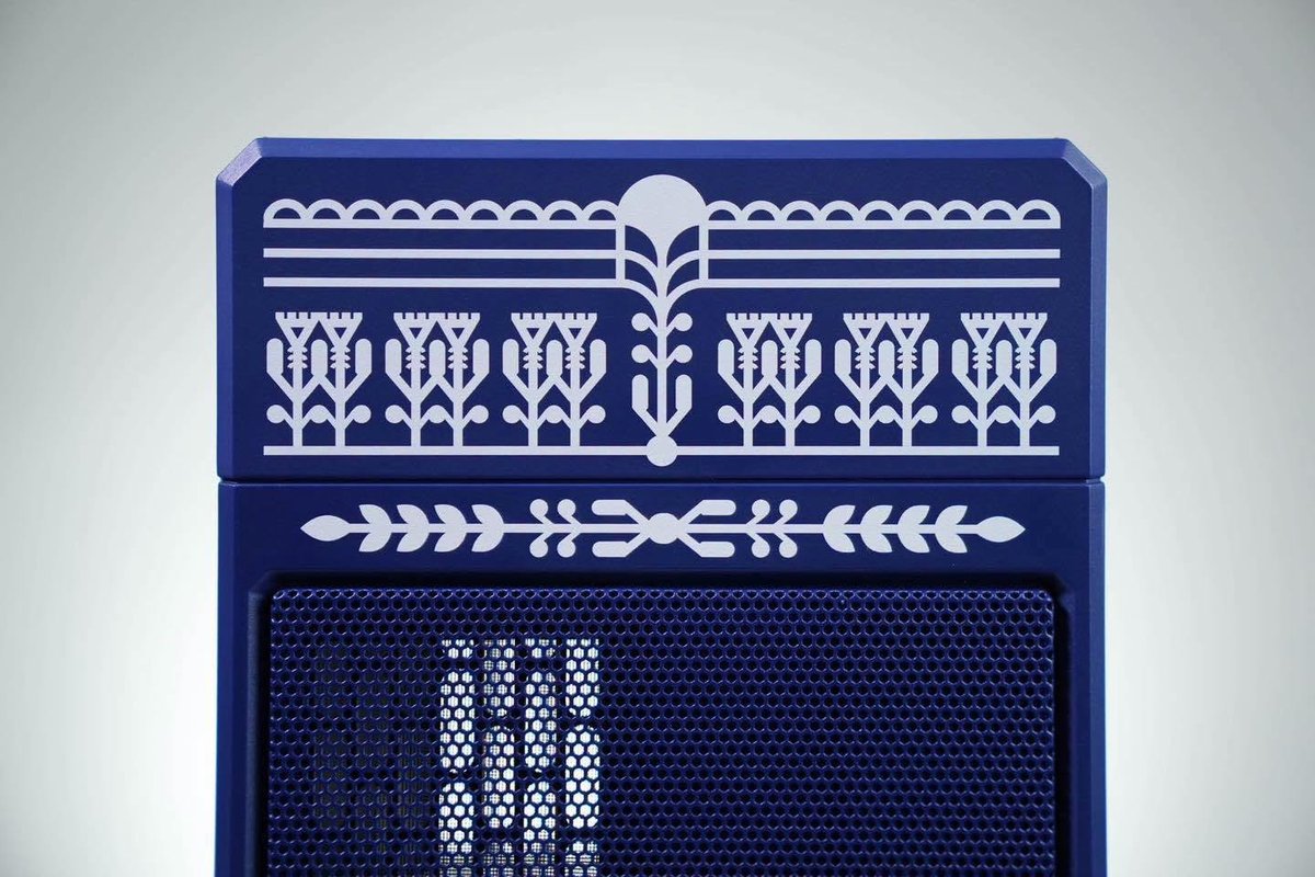 ThermaltakeInc's tweet photo. The TR100 Koralie Edition transforms the compact chassis into a canvas, featuring Koralie’s artwork across the exterior for a look that stands out from every angle.

📸 @thermaltake_thailand

#Thermaltake #TR100 #KoralieEdition #PCBuild #CaseMod https://t.co/6cn31xTm2H