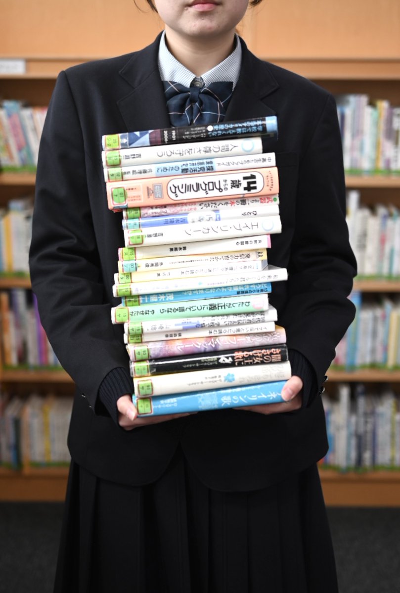 zushi_lib's tweet photo. 【児童YA「おくとぱす+」】
    図書館ホームページでご紹介する、
    YAのおすすめ本10月の1冊目はこちら。
    『インド象の背中に乗って』
    小手鞠るい／著　小学館https://t.co/vDuTloCCN6 https://t.co/xDZFX6IpG8