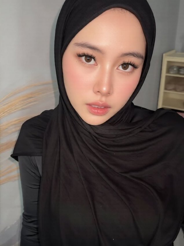 Paigevylm's tweet photo. Goyang dumang

https://t.co/pMn4EdYBkr

https://t.co/vhiLBnWZbt https://t.co/CUpA5psf2E