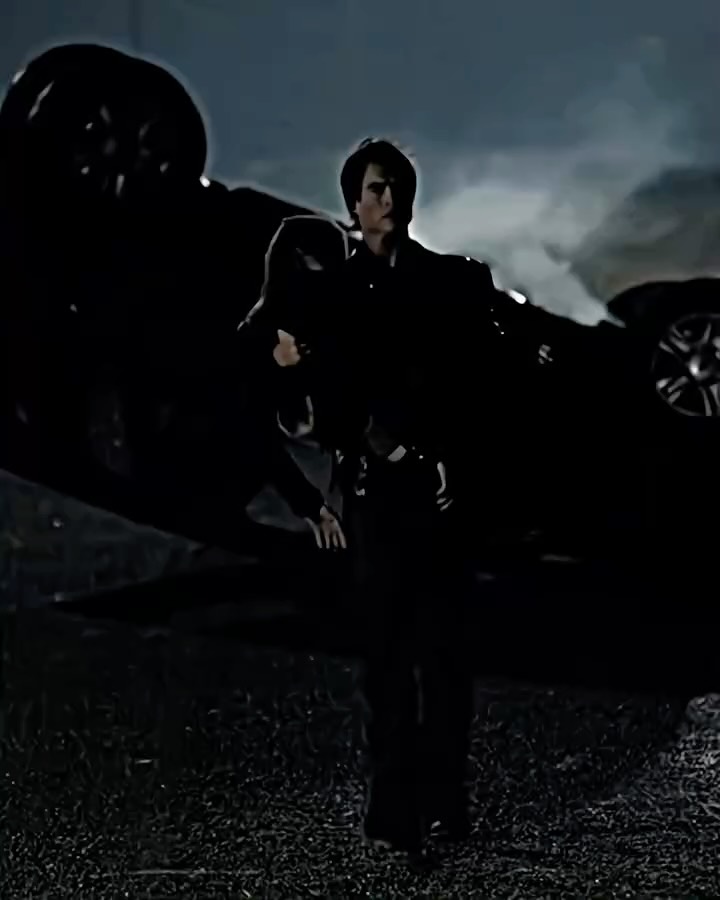 kath_jeff's tweet photo. HER HERO: After this scene, it became clear to me: Damon would always be the one to put Elena’s life above anything else. Elena had just been in a car accident caused by a vampire. Trapped by her seatbelt, panic took over when she saw the person https://t.co/FpFNz9qwTA