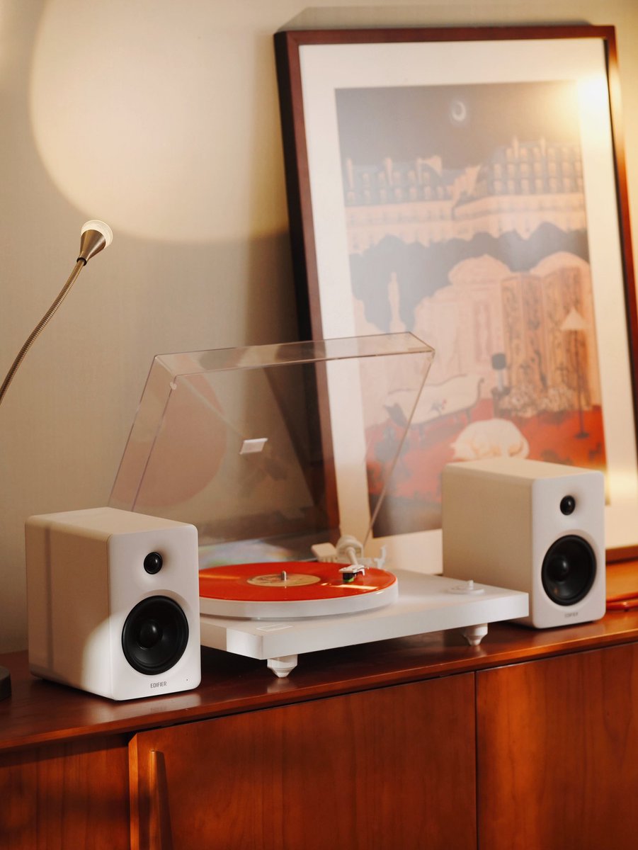 Edifier_Global's tweet photo. One speaker setup. So many ways to enjoy it.

Music in the morning, a movie after dinner, gaming late into the night, the M90 fits right into every moment with powerful, room-filling sound.

Whatever’s playing, EDIFIER M90 is ready.

#EDIFIER #30YearsWithEDIFIER #M90 #CompactActiveSpeaker #HomeAudio