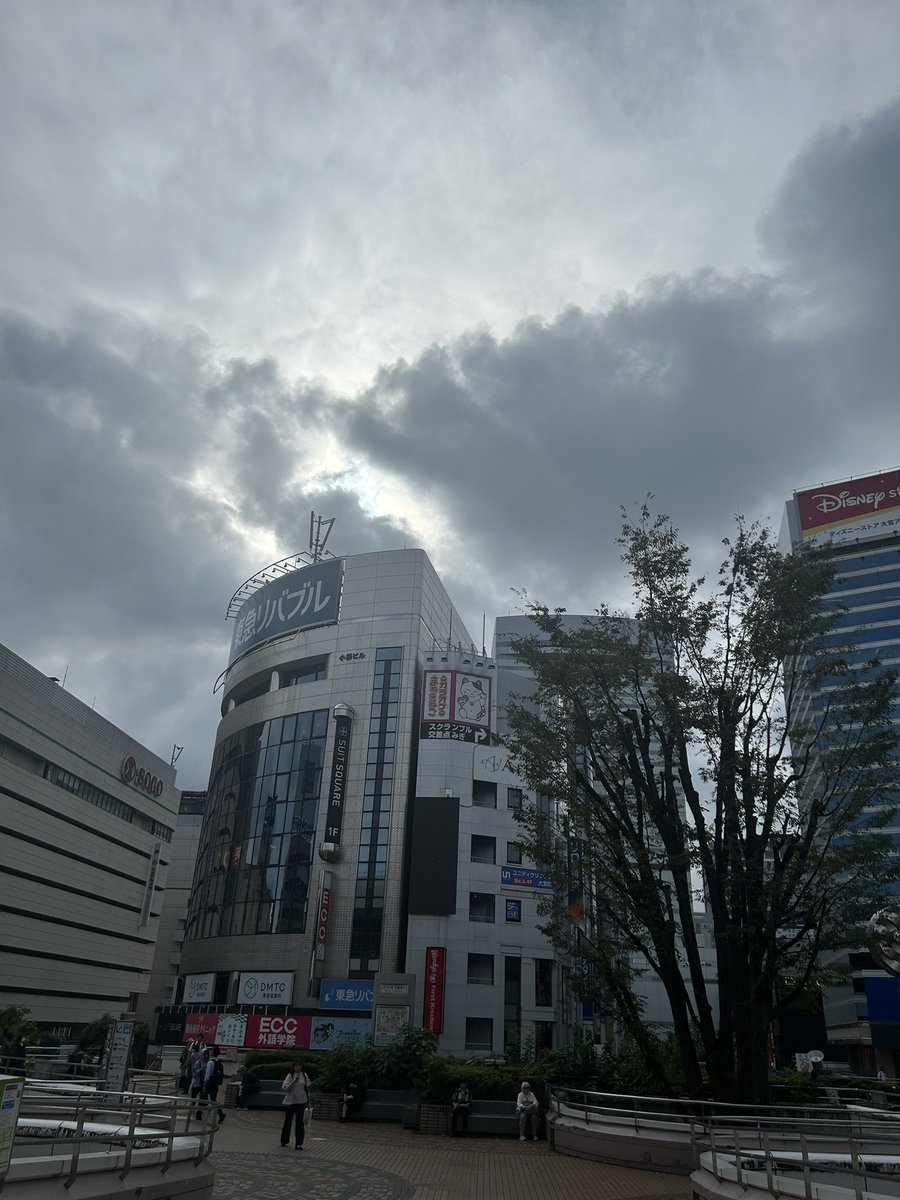 Ronchan893's tweet photo. 大宮に着いたぞ〜‼️
とりまチェックインしてきます https://t.co/TqWXgzRa07