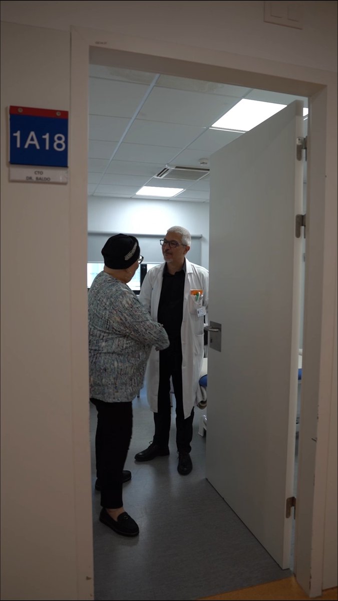 tonique04's tweet photo. Stories that move us. Stories that bring life. Liliana arrived at Hospital Trueta during COVID thinking she had the virus, but it was a 1. 5 kg thoracic tumor. After surgery, chemo and radiotherapy, she overcame it. Four years later, at 72: “They https://t.co/vtsN78f1Ws