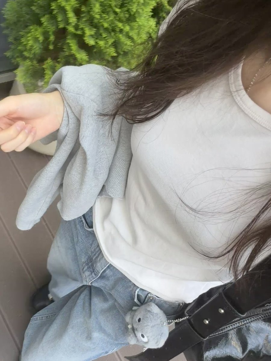 aaaa654321a's tweet photo. 오늘 날씨 좋ㄱ당 https://t.co/QXvy2SAaCm