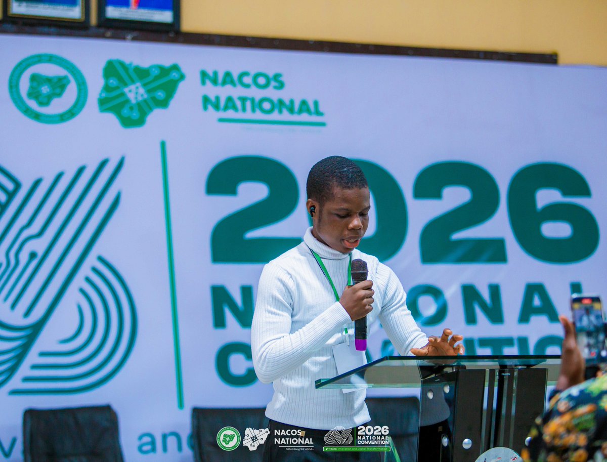 0xChronosFi's tweet photo. Another day to remind y’all that speaking in public is a skill you build, not something you’re magically born with 😂

I used to overthink every little thing before speaking, now I just go out there and do it.

We move 🚀 https://t.co/0HuEzIKwiA