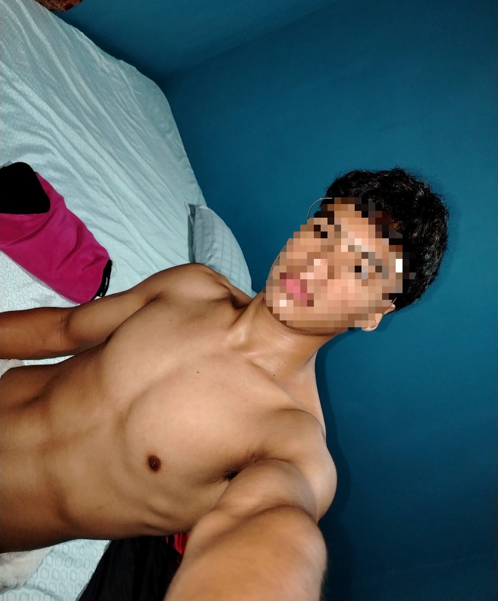 SstarBoy777's tweet photo. Hace mucha calor así que me desnude 🔥🥵 https://t.co/Nau7RSubdi