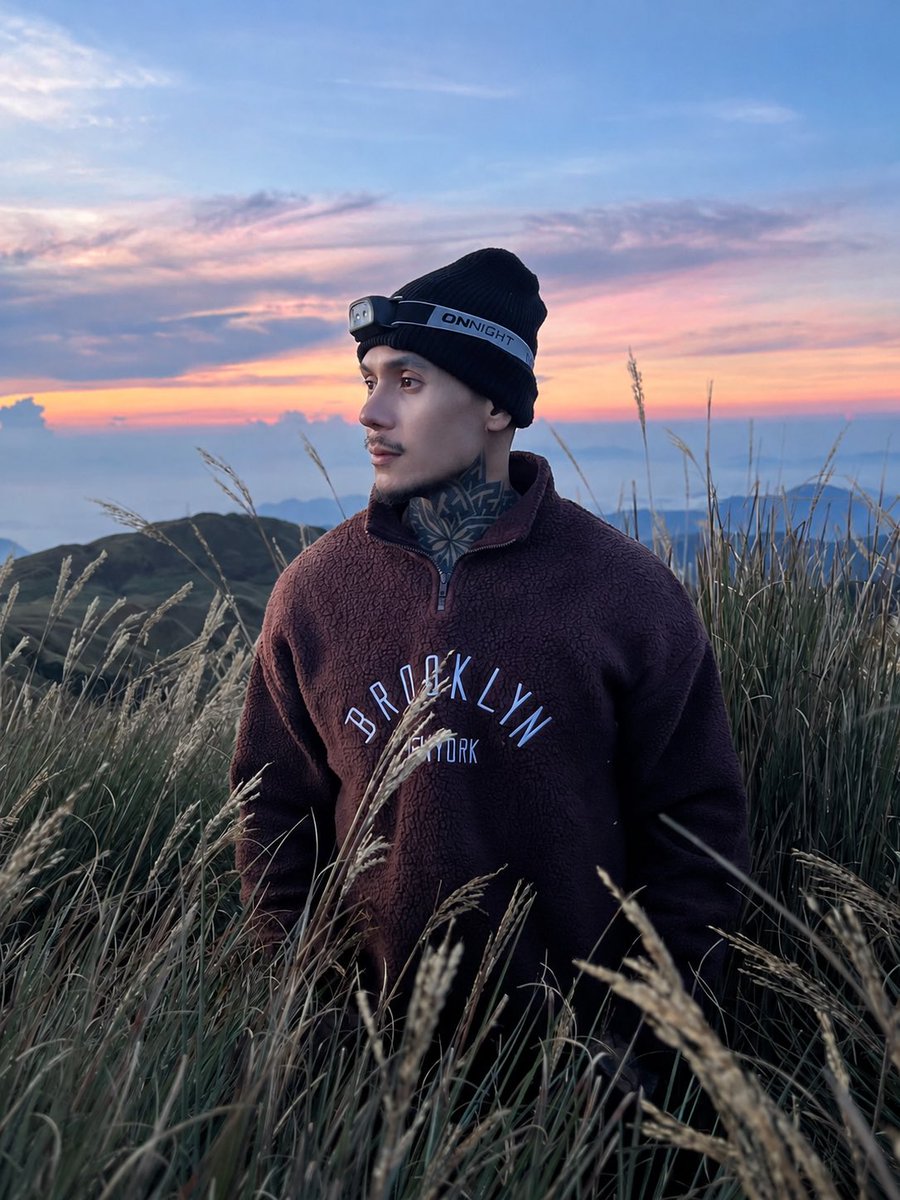 micic1287's tweet photo. “So, what’s the biggest lesson you’ve learned this September?”
"life is better when you stop considering those who don't consider you" #hike #mountains #mountpulag #adventure https://t.co/L5vWki5r7A