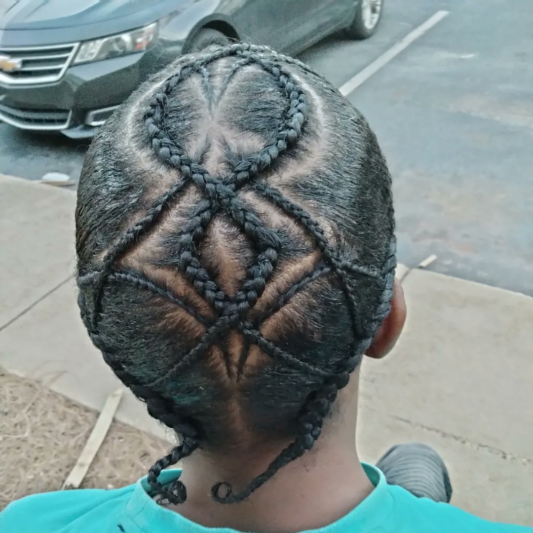 andreasmitths's tweet photo. Braids on point all season. https://t.co/7WrdX77cFX