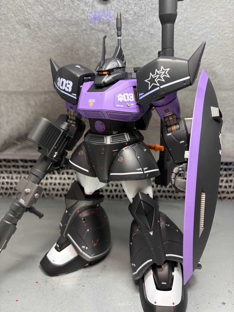 guitar_copy_fun's tweet photo. MG ゲルググver.2.0 黒い三連星仕様　完成👍

#ガンプラ
#ガンプラ好きと繋がりたい
#MG
#ゲルググ
#黒い三連星
#全塗装 https://t.co/QUpVFBdenX
