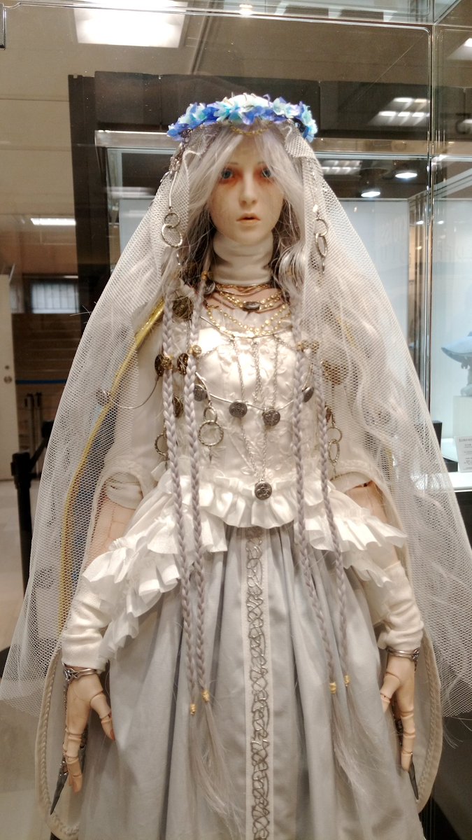 xktbn's tweet photo. 伊勢丹新宿にて展示復讐者 https://t.co/YXcSRqppvh