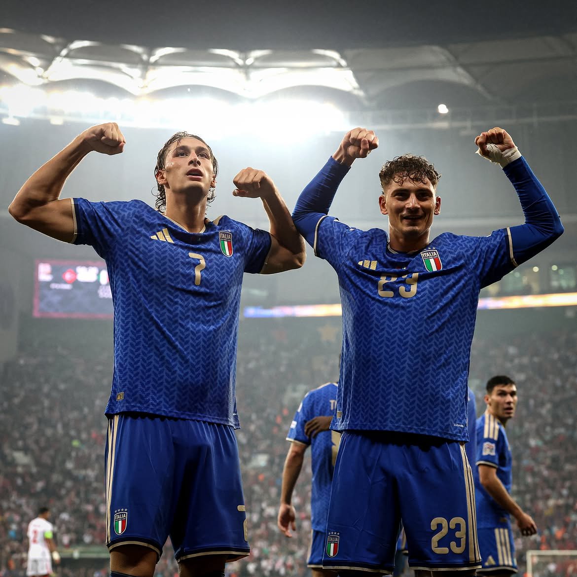 goal's tweet photo. The Esposito brothers became the first brothers to start a match for Italy since 1915 💚

Pio bagged a goal and an assist... what a moment for the Esposito family 🇮🇹 https://t.co/xuhw6xqvX9