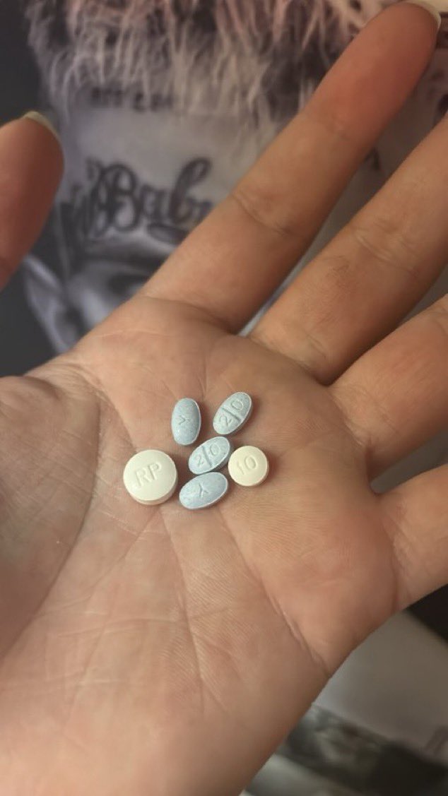 BYANGtoot's tweet photo. RP’s n xans in the mix😴 got flavors of the kpins in this bih https://t.co/6elVWII8lJ