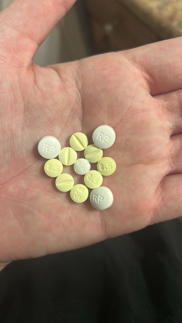 BYANGtoot's tweet photo. RP’s n xans in the mix😴 got flavors of the kpins in this bih https://t.co/6elVWII8lJ