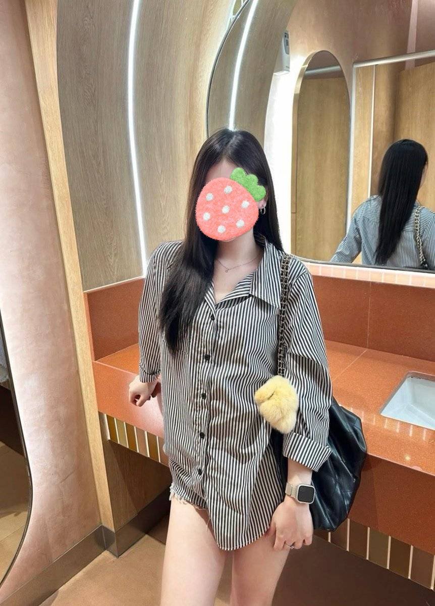 UlrikeTema3rs's tweet photo. ป้ายยาคนชอบงานผิวเบาๆ ตัวนี้เป็นอีกไอเทมที่ใช้แล้วเพลินมาก
☀️ กันแดดเนื้อซูเฟล่ รับนุ่มเบา เกลี่ยง่าย พร้อมฟีลคุมมันนาน 🦋🦋
😺 ฟูนุ่มตอนสัมผัส แต่พอเกลี่ยแล้วเนื้อเบาลง  🛘🛘 แถวงานขอนแก่น #ขอนแก่นในเมือง

🆔  sim349 https://t.co/YwKdZ3yZEP
