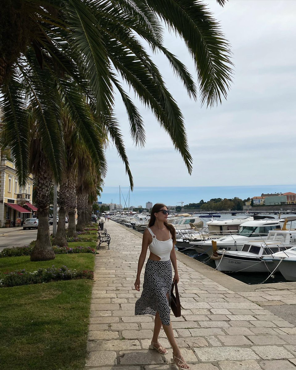 TashAbi's tweet photo. Already missing those warm, sunny days. https://t.co/BuRM8YZI6F