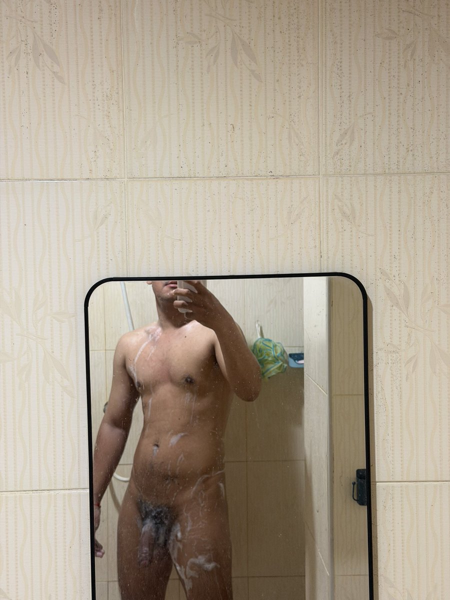 phoe_tun82753's tweet photo. Hi guys 😉 https://t.co/ZGHOih88np