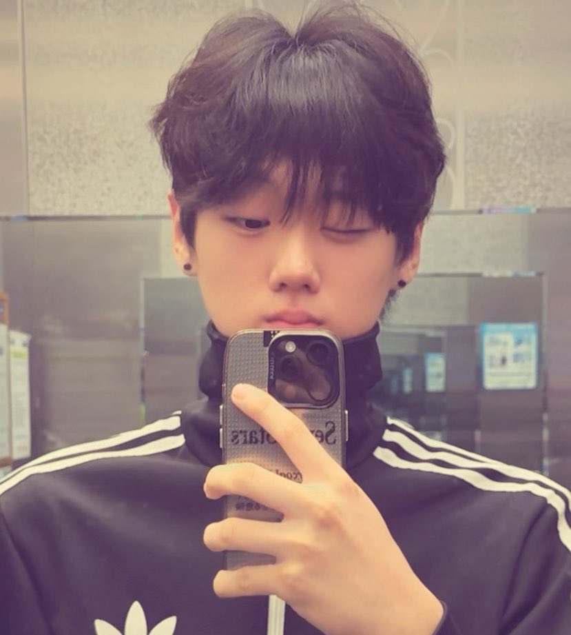 Curttkr's tweet photo. 모이거라모이거라트친들아모이거라 #일상계𝕏친소 #일상계_𝕏친소 #트친소 https://t.co/u2jafwRkeE