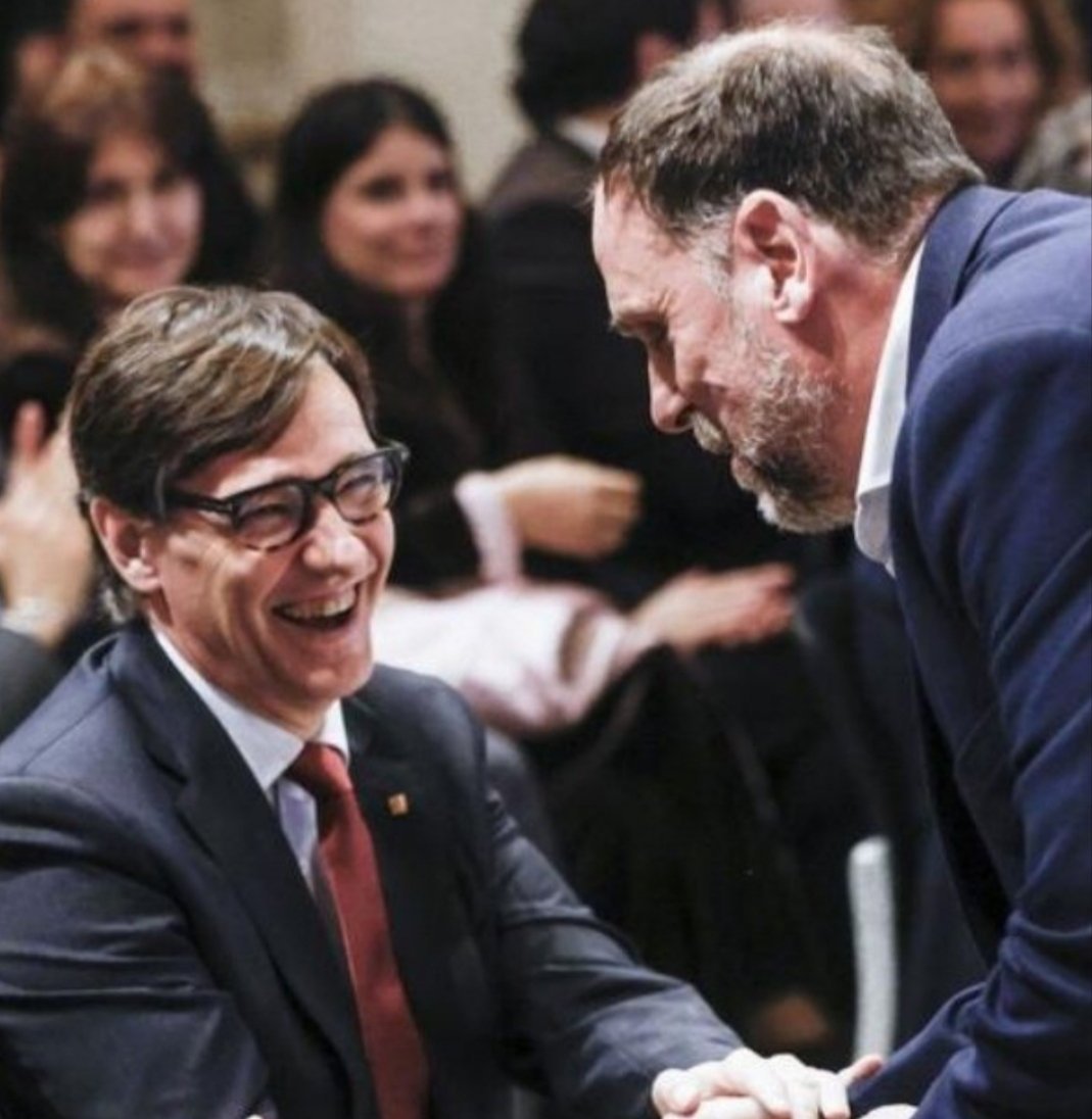 Jaumepicaferro's tweet photo. Bon dia tothom que vulgui Catalunya néta de lladregots fastigos!!
Hi han malalties que són terribles, et deixent destrosat  hi arruinats !!
Això ens passarà si no engeguem aquesta xusma a la merda 💩💩
Tingueu clar que cap VOT pot anar-se'n a les seves mans corruptes 🤮🤮són 🐀 https://t.co/K3HRJ7fMbN