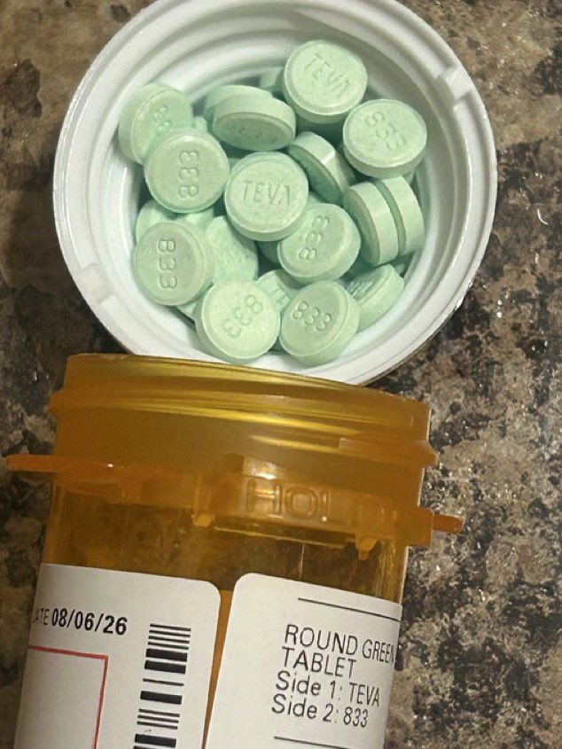 BYANGtoot's tweet photo. I been smokin back to back😶‍🌫️ poppin pills, I can't relax🫩 https://t.co/2aWTQVvjsL
