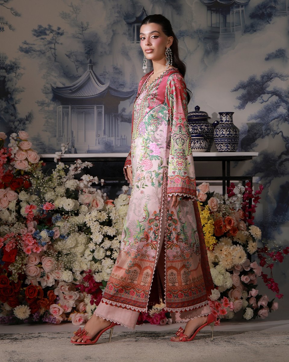 asimjofa's tweet photo. Charmeuse Silk Collection by Asim Jofa | Launching Today (30th) September at 3 PM
AJCS-04 | Unstitched | 3 PCS

Inspired by the artistic beauty of an ombre composition

#AsimJofa #Silk #CharmeuseSilk  #PakistaniFashion #Prints
[ Asim Jofa, I Wear Asim Jofa, Charmeuse Silk ] https://t.co/eCqJzrZwEY