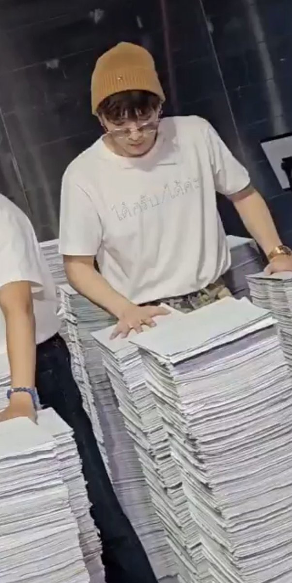 pameinfp_tx's tweet photo. และนีคือกองใบเตือนแค่ส่วนหนึ่งของพี่คริส🤣🤣55555242444555🤣🤣55525443323455555545🤣 https://t.co/ak8lTjx80k