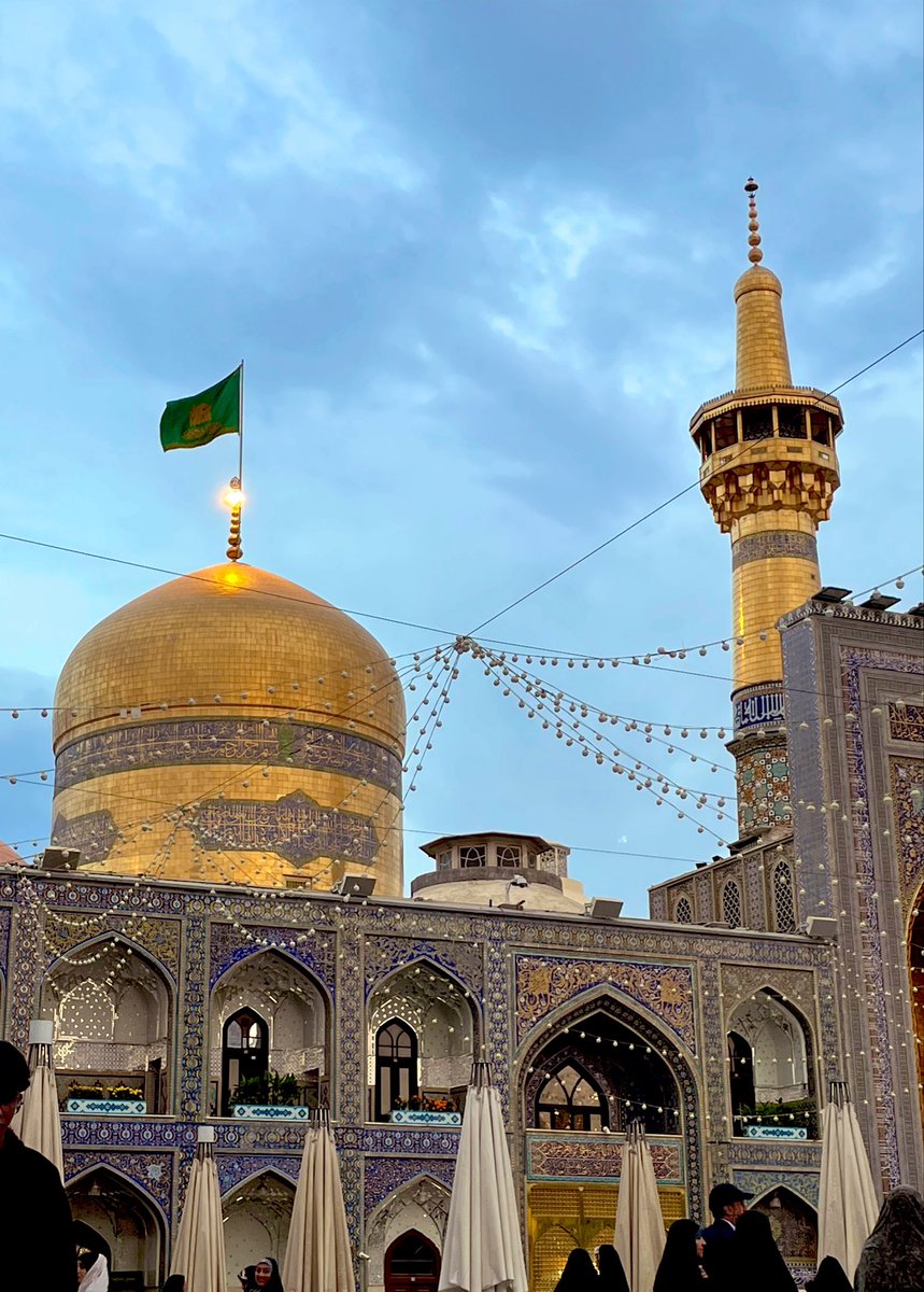 Mahsa_Hesari_'s tweet photo. تو گردن گرفتی من خسته رو❤️
#امام_الرئوف https://t.co/7AHNKvNIKS