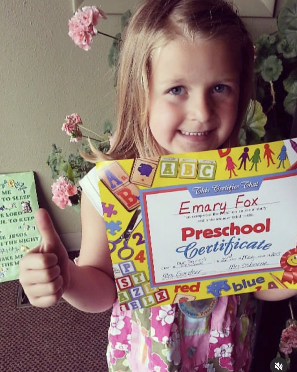CORE_SCENE's tweet photo. From preschool graduation to high school graduation… Our girl Emary’s last day! https://t.co/9H4xSJItZo
