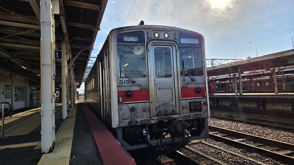 Daichi00145757's tweet photo. 窓の開く列車���
少ない。
久しぶりの
#根室本線 
#滝川
#富良野
まで、のります。 https://t.co/SUuEz6R6ns