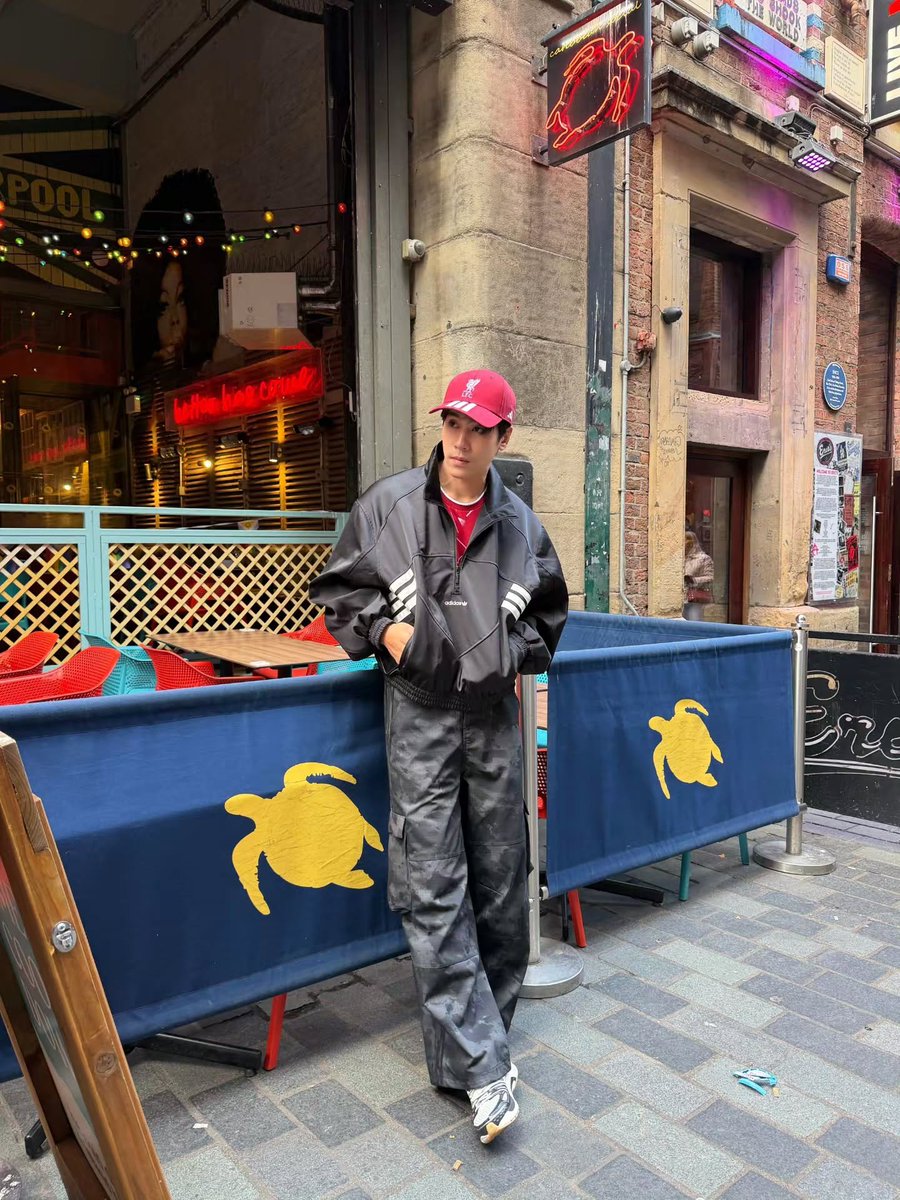 jespipat_ofc's tweet photo. Social Update 🔛
🗓️ 30.09.2026
📸 IG : jesjpp 

✨ arounding uk 🇬🇧

🔗 https://t.co/btgeDZFrjj 

#AdidasTHxJES
#adidasthailand 
#jesjpp #วัคซีนของพี่เจษ https://t.co/BD7L3xyTFv