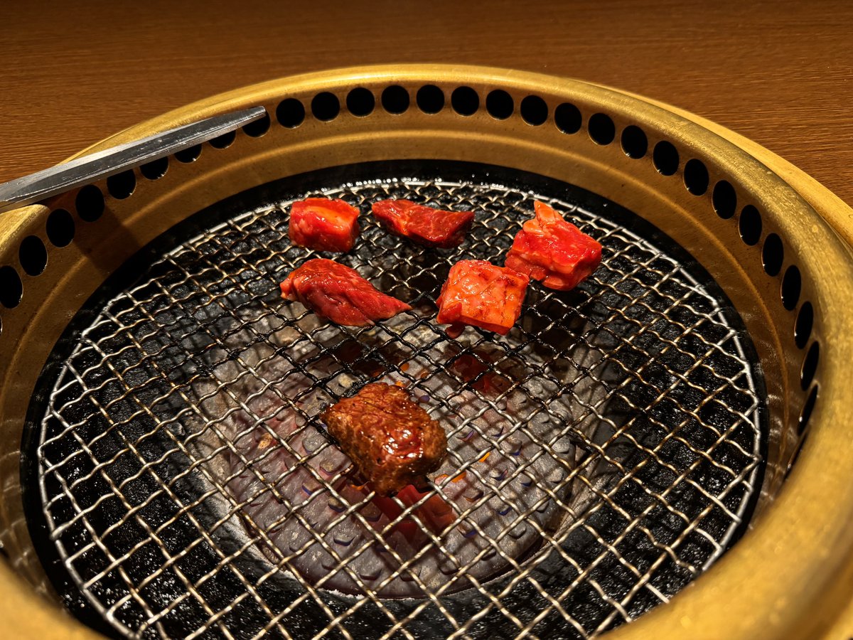 apex59284384's tweet photo. ワンカルビでワンコインランチ！！

まだ1000円引きランクアップクーポンは使えるようです！

2000円クーポンは友人との会食時にでも使います！十分安い！！！ありがとう！！！ https://t.co/RykaNdghfU