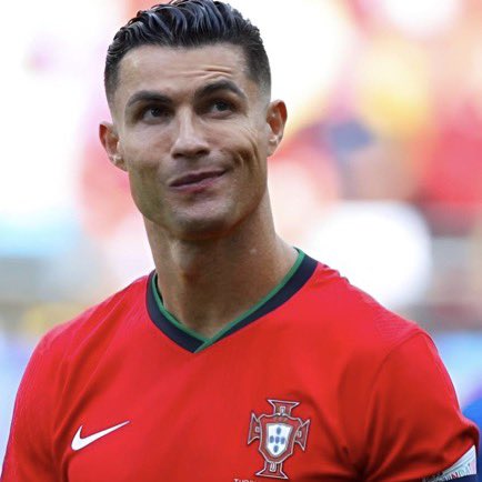 LordZeus_Usulor's tweet photo. 🚨 🎙️ Zlatan Ibrahimovic Reacts To the Drama Between Portugal Coach Jorge Jesus and Cristiano Ronaldo:

🗣️“Listen. Ronaldo should not be angry because he sat on the bench. Any player can sit on the bench. I am Zlatan, and Mourinho benched me in my prime. Not because I was finished. Because it was tactical. That is football.
Ronaldo has to understand that age is catching him. He cannot play every minute at the highest level anymore. The coach has to do what he has to do for the team to move forward. That is not disrespect. That is reality.
The most important thing is that Portugal wins. Ronaldo should be happy about that. He already built a legendary career. He does not need to fight over minutes like a kid. Being benched now is for the betterment of the team. A lion knows when to roar and when to let the pack hunt.”
#lamineyamal #yamal #mancity #olise #ballondor
