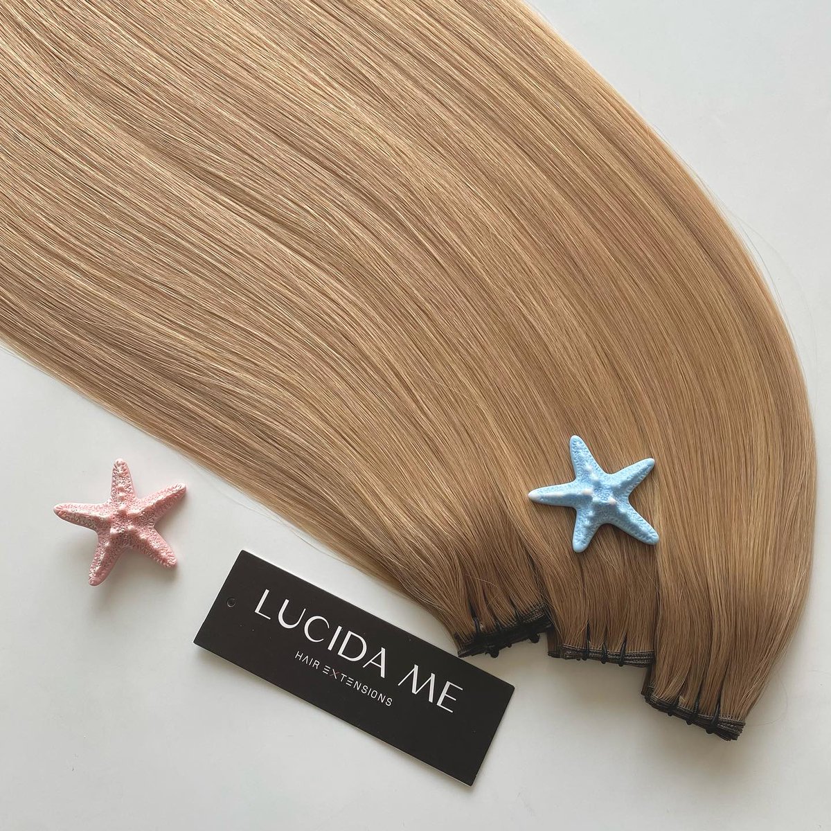CCCAveiro's tweet photo. Genius Wefts: 18" 120g/pack; 20" 120g/pack; 22" 120g/pack. Machine Wefts: 18" and 22", 100g/pack. Tape-In Hair: 18" and 22", 100g/pack. Flat/K Tips: 18" and 22", 100g/pack. Ready to ship; delivery in 2–3 business days. https://t.co/wIahhVbLUi