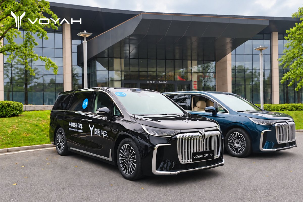 VOYAH_Motor's tweet photo. 🌏 Mobility connects people, cities and cultures.
At the 2026 International Day of Peace Commemoration in Wuhan, #VOYAHDREAM and #VOYAHPASSION provided smart, comfortable mobility, while guests explored VOYAH’s smart manufacturing.

#VOYAH #FreedomToExplore https://t.co/st1at7Z8rm