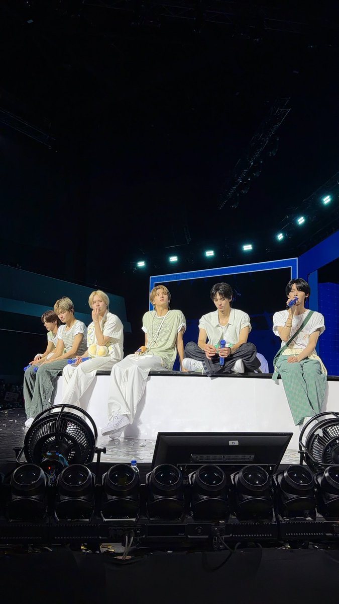 iamkyubie_'s tweet photo. Pledis
SVT✅                      TWS✅ https://t.co/r9jQEMJnZe