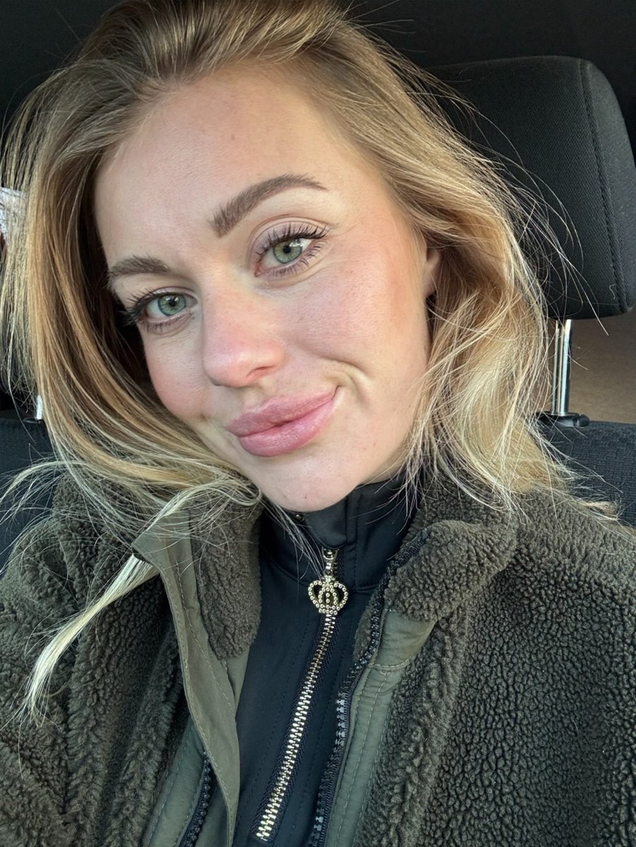 Anna_Reynoldz's tweet photo. Frosty Days 🥶 https://t.co/kpQTrV4tRj