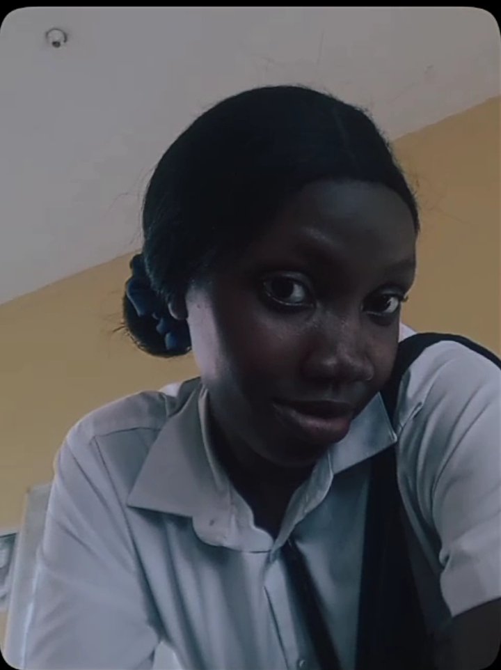 Idara162's tweet photo. "God is the midst of her,she shall not be moved".🤍 https://t.co/Exhr6mBdnT