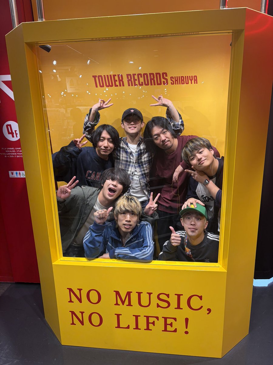 okuba_010101's tweet photo. タワーレコード渋谷店にお邪魔しました！素敵なポップありがとうございます！
コメントも書いたので遊びに行って見てね https://t.co/Phhs145tgg